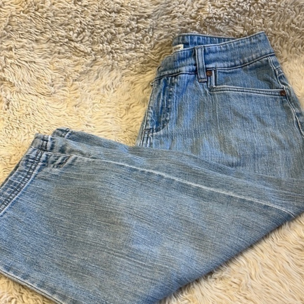 Lee just below the waist size 8 denim capris